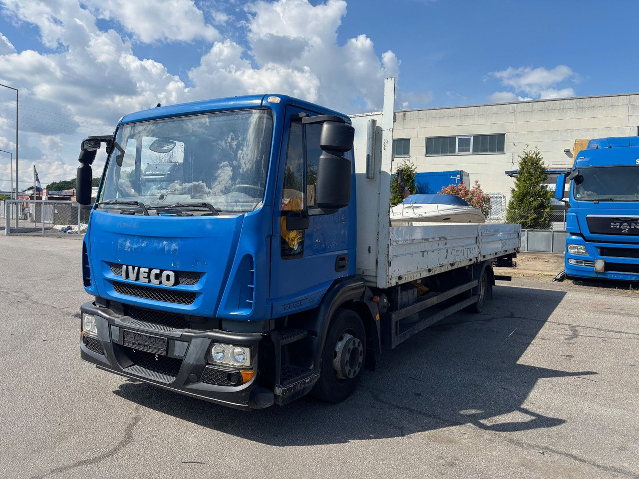 Iveco ML125E25 7.1m Retarder - شاحنات مسطحة: صور 3 Iveco ML125E25 7.1m Retarder - شاحنات مسطحة: صور 3