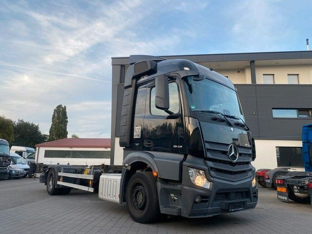 Mercedes-Benz Actros 1842 BDF LBW 1845 2x Mercedes-Benz Actros 1842 BDF LBW 1845 2x - شاحنات الحاويات/ جسم علوي قابل للتغيير شاحنة: صور 1 Mercedes-Benz Actros 1842 BDF LBW 1845 2x Mercedes-Benz Actros 1842 BDF LBW 1845 2x - شاحنات الحاويات/ جسم علوي قابل للتغيير شاحنة: صور 1