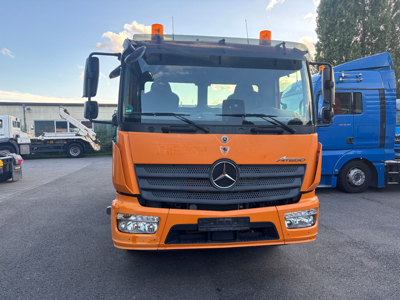 Mercedes-Benz Atego 1530 Blatt/Klima/Kamera - قلابات: صور 3 Mercedes-Benz Atego 1530 Blatt/Klima/Kamera - قلابات: صور 3
