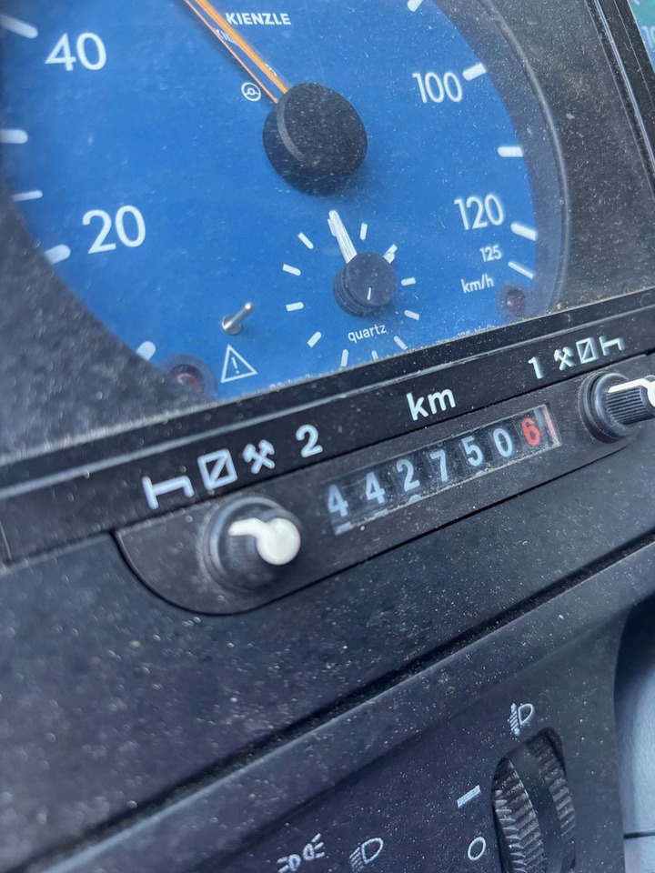 Mercedes-Benz Atego 815 817 818/Partywagen/Tour Lkw Mercedes-Benz Atego 815 817 818/Partywagen/Tour Lkw - الشاحنات الصغيرة صندوق مغلق: صور 5 Mercedes-Benz Atego 815 817 818/Partywagen/Tour Lkw Mercedes-Benz Atego 815 817 818/Partywagen/Tour Lkw - الشاحنات الصغيرة صندوق مغلق: صور 5
