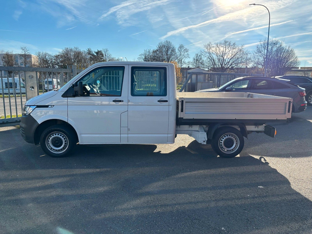 Volkswagen T6 Transporter DOKA 5 Sitze Volkswagen T6 Transporter DOKA 5 Sitze - الشاحنات الصغيرة المسطحة, الشاحنات الصغيرة كابينة مزدوجة: صور 1 Volkswagen T6 Transporter DOKA 5 Sitze Volkswagen T6 Transporter DOKA 5 Sitze - الشاحنات الصغيرة المسطحة, الشاحنات الصغيرة كابينة مزدوجة: صور 1