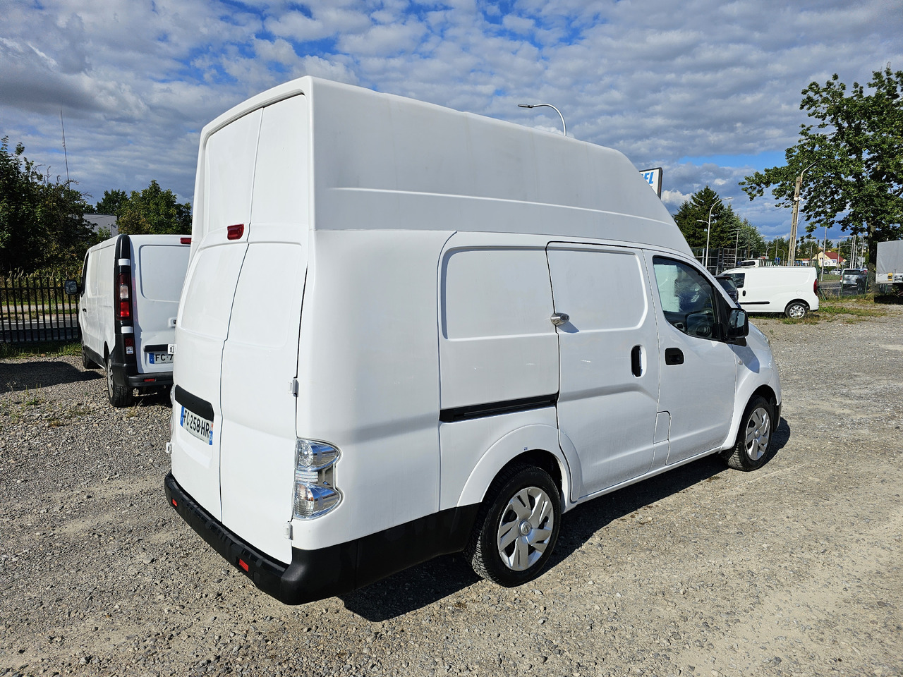 NISSAN E-NV200 ELEKTRYCZNY 40 KV 250 km KLIMA KAMERA - فان المدمجة, فان كهربائية: صور 4 NISSAN E-NV200 ELEKTRYCZNY 40 KV 250 km KLIMA KAMERA - فان المدمجة, فان كهربائية: صور 4