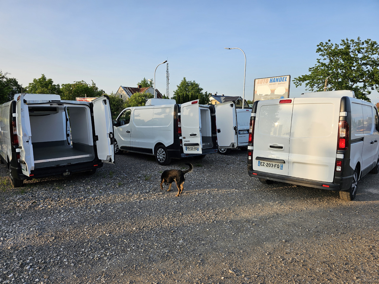 Opel VIVARO CHLODNIA CARRIER+230V CHLODZI GRZEJE KLIMA EURO6 - الشاحنات الصغيرة المبردة: صور 3 Opel VIVARO CHLODNIA CARRIER+230V CHLODZI GRZEJE KLIMA EURO6 - الشاحنات الصغيرة المبردة: صور 3