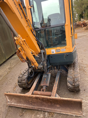 2017 Hyundai R25Z-9AK - حفارة: صور 4 2017 Hyundai R25Z-9AK - حفارة: صور 4