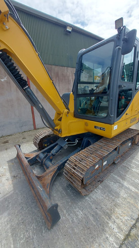 2022 XCMG XE60DA - حفارة مصغرة: صور 3 2022 XCMG XE60DA - حفارة مصغرة: صور 3