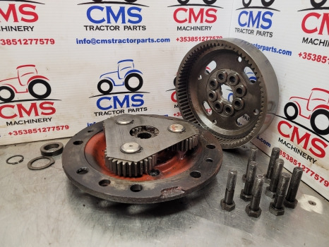 Carraro 709 Case Ford 6410, 5610, 6610 Front Axle Hub Reduction Kit 83984366 - المحور الأمامي: صور 1 Carraro 709 Case Ford 6410, 5610, 6610 Front Axle Hub Reduction Kit 83984366 - المحور الأمامي: صور 1