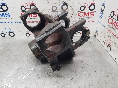 Case 51xx, 52xx, 5140 Carraro Front Axle Differential Housing 18840; 125916 - التفاضلية والعتاد - جرار: صور 3 Case 51xx, 52xx, 5140 Carraro Front Axle Differential Housing 18840; 125916 - التفاضلية والعتاد - جرار: صور 3