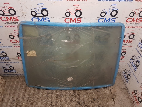 Case 55, 56, 3200, 95, 85, 45, 44 Xl Series, Windscreen 3233045r1, 3233045r2 - نافذة و قطع الغيار: صور 2 Case 55, 56, 3200, 95, 85, 45, 44 Xl Series, Windscreen 3233045r1, 3233045r2 - نافذة و قطع الغيار: صور 2