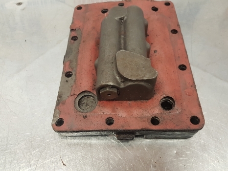 Case 885, 995, 695, 785, 595 Hydraulic Valve, Cover 83190c92, 83190c91 - صمامات هيدروليكية - جرار: صور 4 Case 885, 995, 695, 785, 595 Hydraulic Valve, Cover 83190c92, 83190c91 - صمامات هيدروليكية - جرار: صور 4