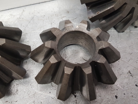Case David Brown 1394, 1210, 885 Rear Axle Differential Gear Kit K30234, K206651 - التفاضلية والعتاد - جرار: صور 4 Case David Brown 1394, 1210, 885 Rear Axle Differential Gear Kit K30234, K206651 - التفاضلية والعتاد - جرار: صور 4