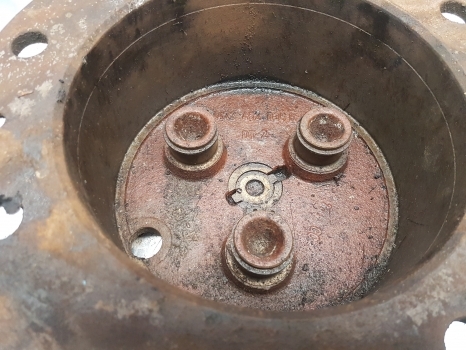 Case Hub Cover 4472452036 Zf Apl 330 81437c1 - محاور - جرار: صور 5 Case Hub Cover 4472452036 Zf Apl 330 81437c1 - محاور - جرار: صور 5