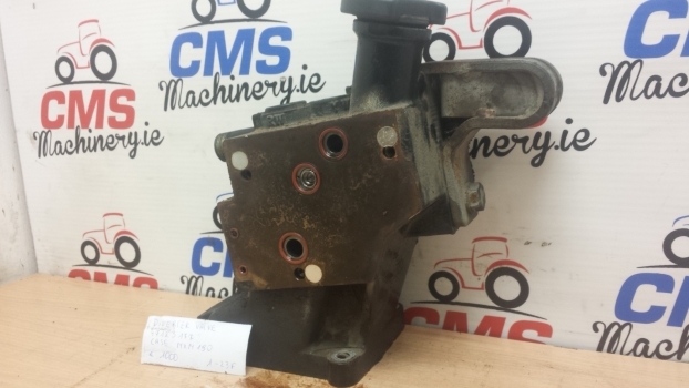 Case Mxm175, Mxm190 New Holland Tm175, Tm190 47123177 Center Diverter Valve - صمامات هيدروليكية - جرار: صور 3 Case Mxm175, Mxm190 New Holland Tm175, Tm190 47123177 Center Diverter Valve - صمامات هيدروليكية - جرار: صور 3