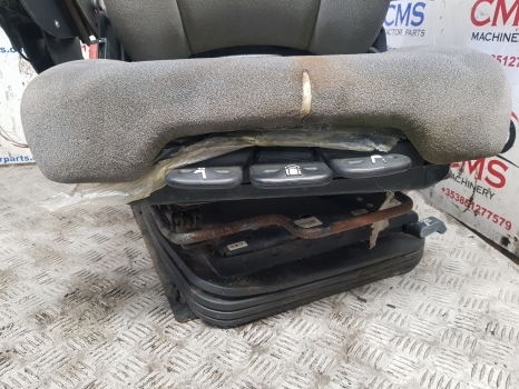Claas Arion 500, 600, Axion 800, 900 Series Driver Seat 0021500311, 21500311 - مقاعد السيارات - جرار: صور 2 Claas Arion 500, 600, Axion 800, 900 Series Driver Seat 0021500311, 21500311 - مقاعد السيارات - جرار: صور 2