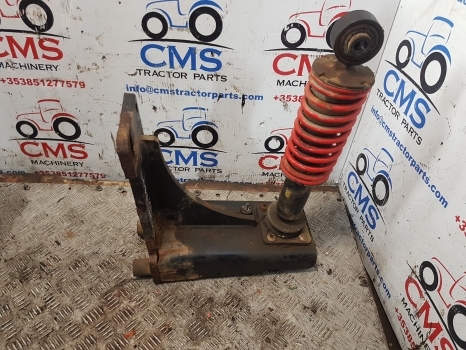 Claas Arion 640, 600, 500 Cab Suspension Support Assy Rhs 0021501171, 0021576743 - الكابينة تعليق - جرار: صور 2 Claas Arion 640, 600, 500 Cab Suspension Support Assy Rhs 0021501171, 0021576743 - الكابينة تعليق - جرار: صور 2