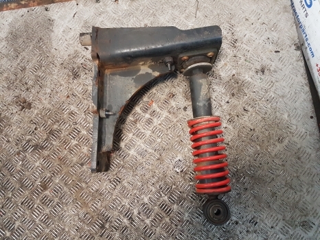 Claas Arion 640, 600, 500 Cab Suspension Support Assy Rhs 0021501171, 0021576743 - الكابينة تعليق - جرار: صور 5 Claas Arion 640, 600, 500 Cab Suspension Support Assy Rhs 0021501171, 0021576743 - الكابينة تعليق - جرار: صور 5
