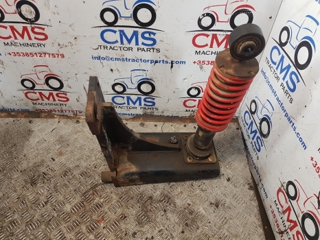 Claas Arion 640, 600, 500 Cab Suspension Support Assy Rhs 0021501171, 0021576743 - الكابينة تعليق - جرار: صور 1 Claas Arion 640, 600, 500 Cab Suspension Support Assy Rhs 0021501171, 0021576743 - الكابينة تعليق - جرار: صور 1
