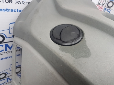Claas Arion 640, 950, 850, 600 Cab Front Panel Assy 0021516693, 0021516694 - الكابينة والداخلية - جرار: صور 4 Claas Arion 640, 950, 850, 600 Cab Front Panel Assy 0021516693, 0021516694 - الكابينة والداخلية - جرار: صور 4