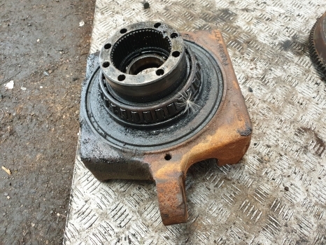 Deutz Agrotron 120, 130 Front Axle Swivel Housing Rhs 4475306141, 4475406132 - المحور الأمامي - جرار: صور 4 Deutz Agrotron 120, 130 Front Axle Swivel Housing Rhs 4475306141, 4475406132 - المحور الأمامي - جرار: صور 4