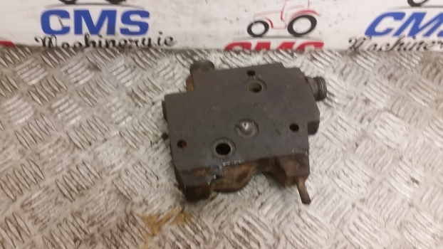 Deutz Agrotron 150 Mk3 Hydraulic Valve Slice - صمامات هيدروليكية - جرار: صور 4 Deutz Agrotron 150 Mk3 Hydraulic Valve Slice - صمامات هيدروليكية - جرار: صور 4