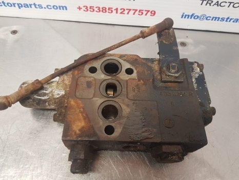 Deutz D07 7807,dx 120, 140, 160 Hydraulic Spool Valve 03593591 4335264r - صمامات هيدروليكية - جرار: صور 2 Deutz D07 7807,dx 120, 140, 160 Hydraulic Spool Valve 03593591 4335264r - صمامات هيدروليكية - جرار: صور 2