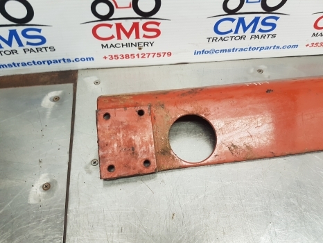 Fiat 115-90, 140-90, 130-90, 160-90, 180-90 Fuel Tank Support5135041, 5112094 - خزان وقود - الآلات والماكينات الزراعية: صور 4 Fiat 115-90, 140-90, 130-90, 160-90, 180-90 Fuel Tank Support5135041, 5112094 - خزان وقود - الآلات والماكينات الزراعية: صور 4