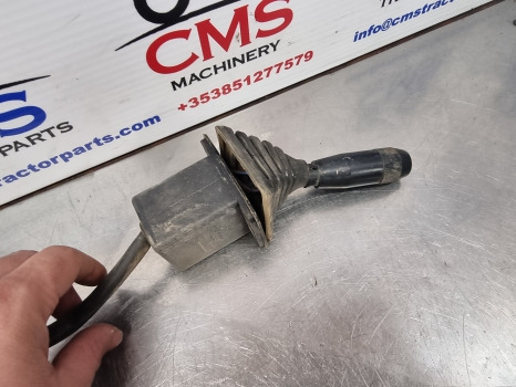 Fiat F, F-dt Series, F140, F120, F130 Switch Lever Windshield Wiper 5141941 - النظام الكهربائي: صور 4 Fiat F, F-dt Series, F140, F120, F130 Switch Lever Windshield Wiper 5141941 - النظام الكهربائي: صور 4