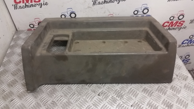 Fiat F140, F100, F120, F130, F140 Dt, F120 Dt, F130 Dtcab Interior Panel - الكابينة والداخلية - جرار: صور 4 Fiat F140, F100, F120, F130, F140 Dt, F120 Dt, F130 Dtcab Interior Panel - الكابينة والداخلية - جرار: صور 4
