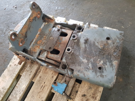 قطع الغيار - الآلات والماكينات الزراعية Fiat New Holland 60, Tm, M 8160 Pick Up Hitch Parts 82012769, 82011128: صور 10
