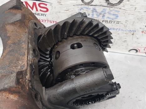 Ford 10 Carraro 709/19s2 Front Axle Differential Housing 18760 Car65598 9968055 - التفاضلية والعتاد - جرار: صور 5 Ford 10 Carraro 709/19s2 Front Axle Differential Housing 18760 Car65598 9968055 - التفاضلية والعتاد - جرار: صور 5