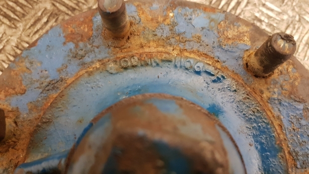 Ford 4000 Original Hub - محاور - جرار: صور 4 Ford 4000 Original Hub - محاور - جرار: صور 4
