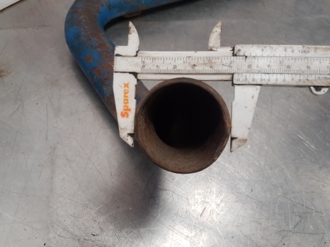 Ford 7610, 7410, 7710 Tube D9nn6696aa, 83919531 - كاتم الصوت/ نظام العادم: صور 5 Ford 7610, 7410, 7710 Tube D9nn6696aa, 83919531 - كاتم الصوت/ نظام العادم: صور 5