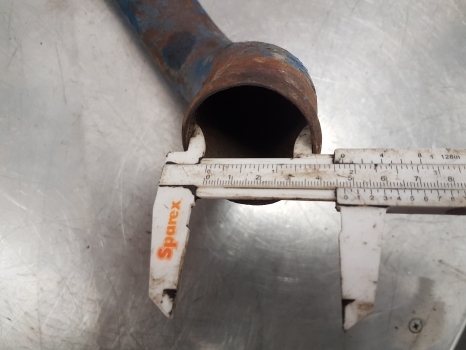 Ford 7610, 7410, 7710 Tube D9nn6696aa, 83919531 - كاتم الصوت/ نظام العادم: صور 4 Ford 7610, 7410, 7710 Tube D9nn6696aa, 83919531 - كاتم الصوت/ نظام العادم: صور 4