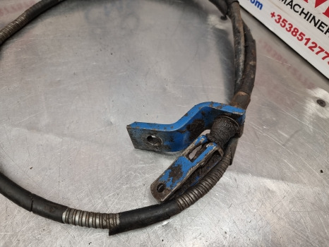 Ford 8340, 40 Series, Hand Brake Cable 82016965, 82005371 - أجزاء الفرامل - جرار: صور 5 Ford 8340, 40 Series, Hand Brake Cable 82016965, 82005371 - أجزاء الفرامل - جرار: صور 5