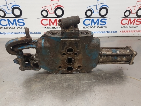 Ford 8700, 9700, Tw Series Tw15. Hydraulic Remote Valve E2nnb950ea - صمامات هيدروليكية - جرار: صور 4 Ford 8700, 9700, Tw Series Tw15. Hydraulic Remote Valve E2nnb950ea - صمامات هيدروليكية - جرار: صور 4