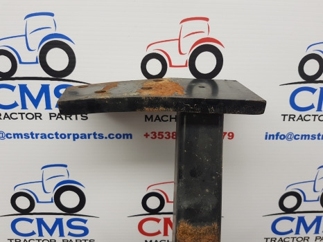 Ford New Holland 40, Ts Series, Ts110, 8340 Foot Step Lhs 82007896, 82007892 - خطوة جانبية - الآلات والماكينات الزراعية: صور 2 Ford New Holland 40, Ts Series, Ts110, 8340 Foot Step Lhs 82007896, 82007892 - خطوة جانبية - الآلات والماكينات الزراعية: صور 2