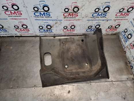 Ford New Holland 7740, 40 Series Rear Seat Floor Mat E9nn94130n23bh - الكابينة والداخلية: صور 1 Ford New Holland 7740, 40 Series Rear Seat Floor Mat E9nn94130n23bh - الكابينة والداخلية: صور 1