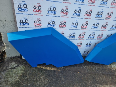 Ford New Holland Ap, Lp Cab, 10 Series Mudguard Inner Skins Pair E3nn16r361aa - درابزين: صور 3 Ford New Holland Ap, Lp Cab, 10 Series Mudguard Inner Skins Pair E3nn16r361aa - درابزين: صور 3