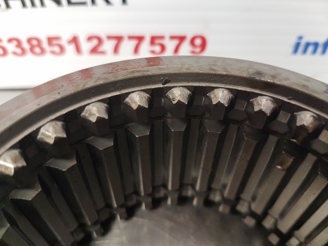 Ford Tw5, Tw35, 8530, 8730, Tw, 30 S. Coupling Sliding Gear 83933554, D8nn7106ca - عمود الكردان - جرار: صور 3 Ford Tw5, Tw35, 8530, 8730, Tw, 30 S. Coupling Sliding Gear 83933554, D8nn7106ca - عمود الكردان - جرار: صور 3