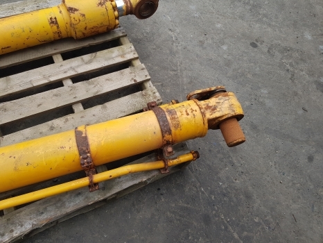 Hyundai 160lc7, R180lc7, R160lc7a Hydraulic Boom Arm Ram Cylinder 31n5-50131 - الاسطوانة الهيدروليكية - جرار: صور 3 Hyundai 160lc7, R180lc7, R160lc7a Hydraulic Boom Arm Ram Cylinder 31n5-50131 - الاسطوانة الهيدروليكية - جرار: صور 3
