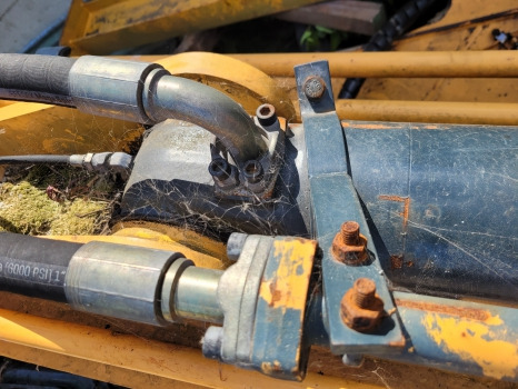 Hyundai Hx220lc Arm Ram Cylinder 31k6-50130, 31y1-45430, 31y1-28640gg - الاسطوانة الهيدروليكية - حفارة: صور 2 Hyundai Hx220lc Arm Ram Cylinder 31k6-50130, 31y1-45430, 31y1-28640gg - الاسطوانة الهيدروليكية - حفارة: صور 2