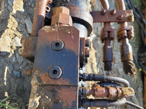 Hyundai Hx220lc Boom Lift Ram Check, Safety Lock Valve 31q6-55012gg - علم السوائل المتحركة - حفارة: صور 2 Hyundai Hx220lc Boom Lift Ram Check, Safety Lock Valve 31q6-55012gg - علم السوائل المتحركة - حفارة: صور 2