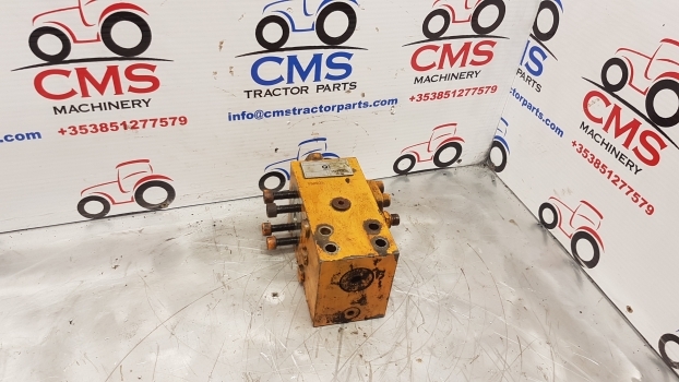 Hyundai Robex 130 Lc-3 Hydraulic Valve 950835 - صمامات هيدروليكية - حفارة: صور 1 Hyundai Robex 130 Lc-3 Hydraulic Valve 950835 - صمامات هيدروليكية - حفارة: صور 1