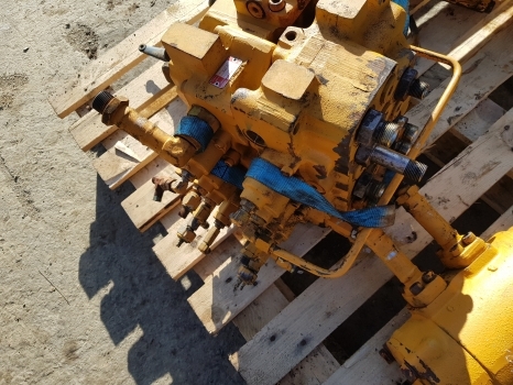 Hyundai Robex 130lc-3 Main Hydraulic Control Valve Assy 31e6-00050; Ux22-38; - صمامات هيدروليكية - حفارة: صور 5 Hyundai Robex 130lc-3 Main Hydraulic Control Valve Assy 31e6-00050; Ux22-38; - صمامات هيدروليكية - حفارة: صور 5