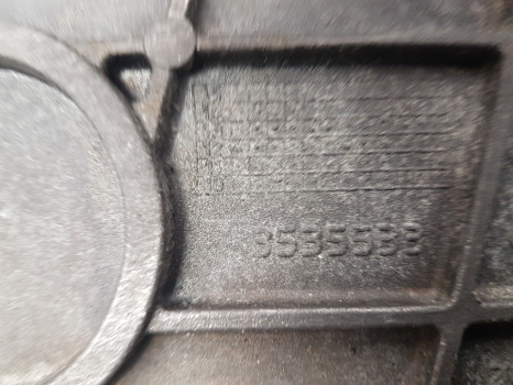 Hyundai Robex R140lc-9a, R160lc-9a Engine Head Valve Cover Zuac-00459, 3535533 - المحرك و قطع الغيار - الآلات والماكينات الزراعية: صور 4 Hyundai Robex R140lc-9a, R160lc-9a Engine Head Valve Cover Zuac-00459, 3535533 - المحرك و قطع الغيار - الآلات والماكينات الزراعية: صور 4