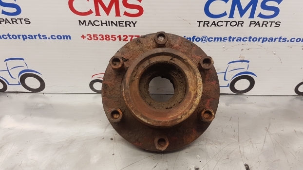 International 2wd Hub 67527c91 , 67527c92 - محاور - جرار: صور 2 International 2wd Hub 67527c91 , 67527c92 - محاور - جرار: صور 2