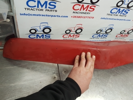 International Case 885xl, 955xl, 1055xl Mudguard Fender Rhs 3234485r1, 3404863r2 - درابزين - جرار: صور 5 International Case 885xl, 955xl, 1055xl Mudguard Fender Rhs 3234485r1, 3404863r2 - درابزين - جرار: صور 5