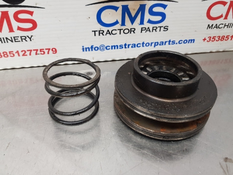 Jcb Fastrac 1135, 2155 Rear Axle Differential Piston 828/00337, 458/20536 - المحور الخلفي: صور 2 Jcb Fastrac 1135, 2155 Rear Axle Differential Piston 828/00337, 458/20536 - المحور الخلفي: صور 2