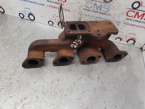 John Deere 1830, 2130 Exhaust Manifold R59588 - مشعب العادم - جرار: صور 2 John Deere 1830, 2130 Exhaust Manifold R59588 - مشعب العادم - جرار: صور 2