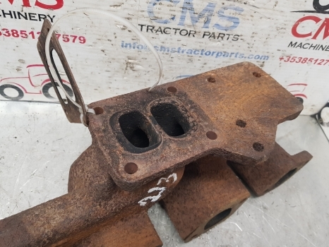John Deere 1830, 2130 Exhaust Manifold R59588 - مشعب العادم - جرار: صور 3 John Deere 1830, 2130 Exhaust Manifold R59588 - مشعب العادم - جرار: صور 3