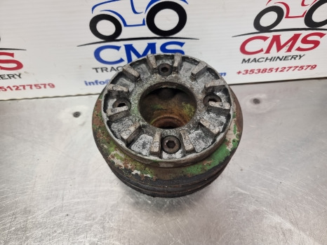 John Deere 1950, 2040, 2140, Crankshaft Pulley R70443 - شداد الحزام - جرار: صور 5 John Deere 1950, 2040, 2140, Crankshaft Pulley R70443 - شداد الحزام - جرار: صور 5